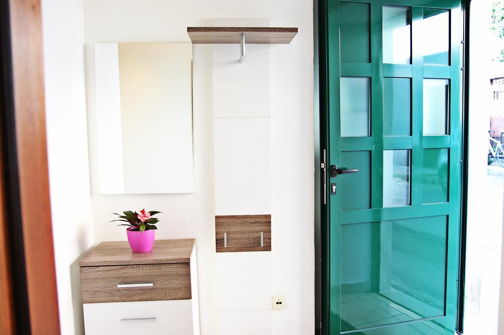 Apartmani Strada Kaštela Esterno foto