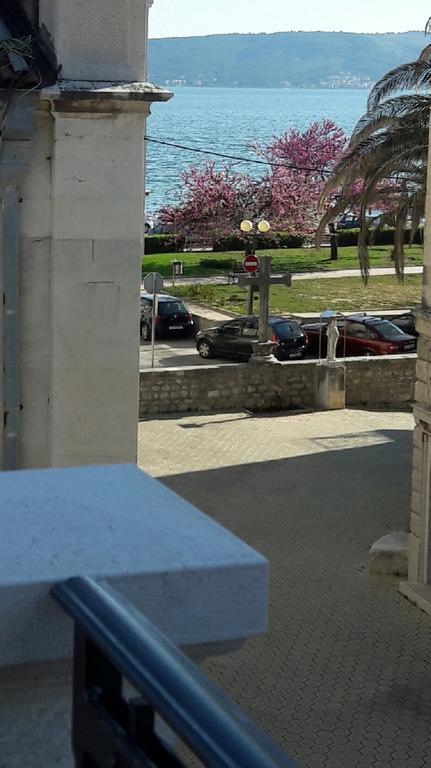 Apartmani Strada Kaštela Esterno foto
